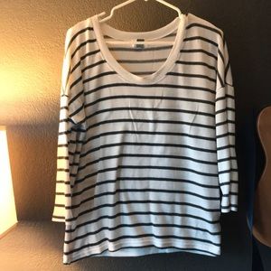 Old navy sweater